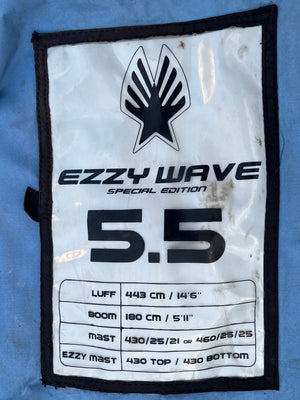 
                  
                    Load image into Gallery viewer, 2004 Ezzy Wave SE 5.5 m2 Used windsurfing sails
                  
                