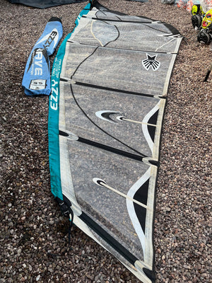 
                  
                    Load image into Gallery viewer, 2004 Ezzy Wave SE 5.5 m2 Used windsurfing sails
                  
                