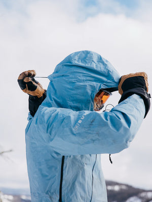 
                  
                    Load image into Gallery viewer, BURTON AK TUSK GORE-TEX PRO 3L SNOWBOARD JACKET - DUSTY BLUE - 2025 SNOWBOARD JACKETS
                  
                