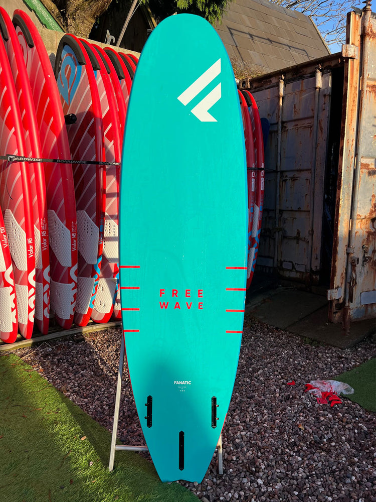 2021 Fanatic Freewave 95 Used windsurfing boards