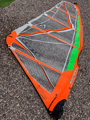 
                  
                    Load image into Gallery viewer, 2003 Gaastra Manic 4.5 m2 Used windsurfing sails
                  
                