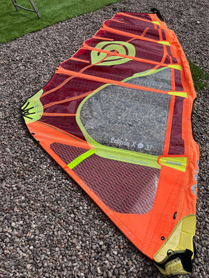 
                  
                    Load image into Gallery viewer, 2023 Goya Eclipse X Pro 3.7 m2 (foot panel ) Used windsurfing sails
                  
                