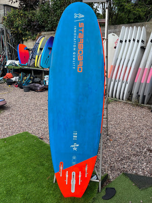 
                  
                    Load image into Gallery viewer, 2022 Starboard Ultra Kode 93 Carbon Reflex Sandwich Used windsurfing boards
                  
                