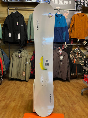 
                  
                    Load image into Gallery viewer, LIB TECH SKATE BANANA 159 wide 2025 EX DISPLAY SNOWBOARD USED SNOWBOARDS
                  
                