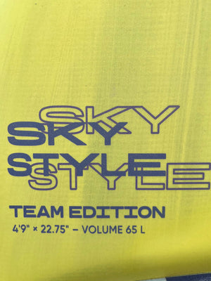 
                  
                    Load image into Gallery viewer, 2023 Fanatic Sky Style Team 4&amp;#39;9&amp;quot; Used foil wing boards
                  
                